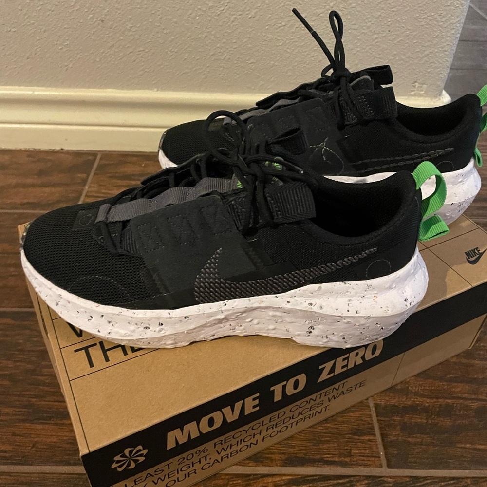 Ladies Nike Shoes